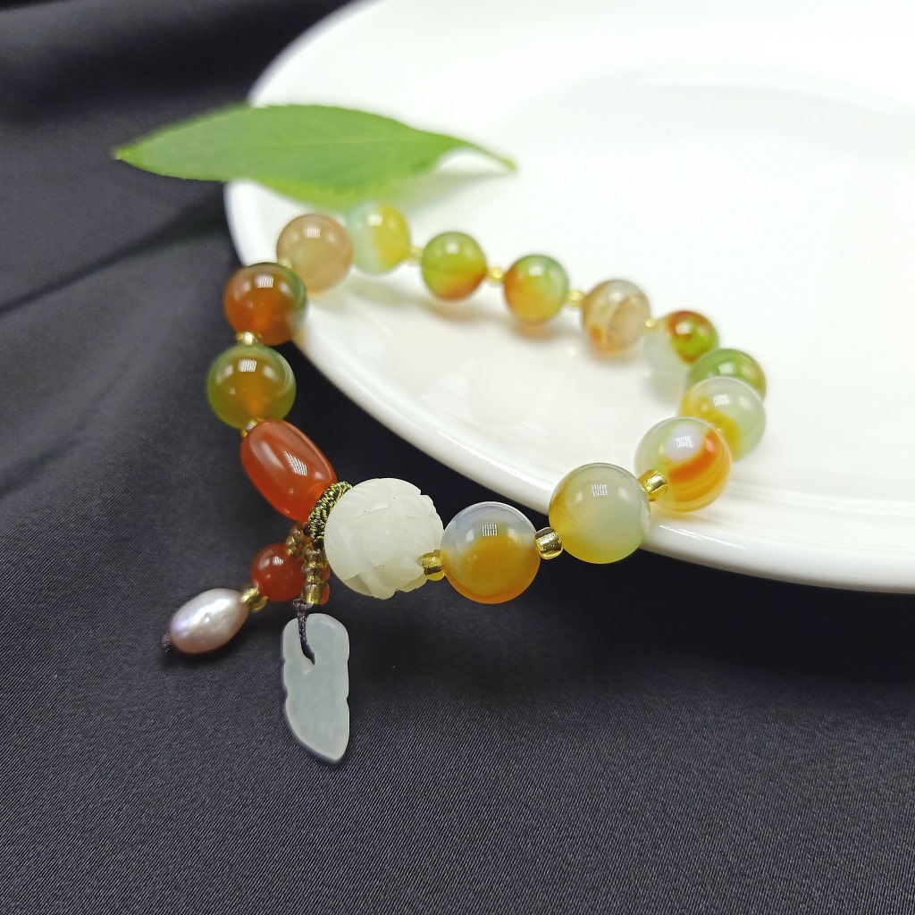 Natural Red Agate Green Agate Bracelet Moisturizing Women's Bracelet Hanging Burma Jade Small Leaf Pearl Duobao Bracelet