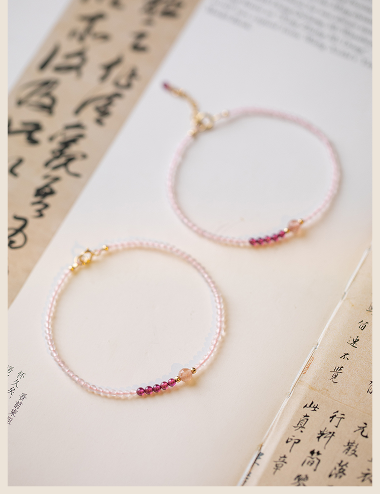 Ultra-Fine 2mm Strawberry Quartz White Pink Crystal Bracelet Women's 14K Lucky Beads Ultra-Fine Autumn Design Sense Niche Jewelry Wholesale