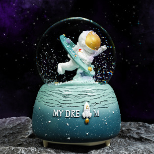 Factory New Style Pink Santa Claus Crystal Ball Snow Send Girlfriend Music Box Christmas Gift Decoration Wholesale