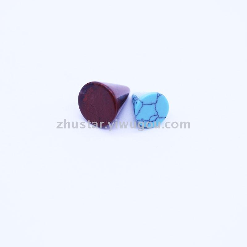 Natural stone, crystal, amethyst, agate, opal, tiger eye stone, various kinds of commandments.