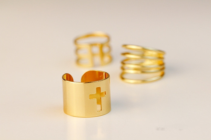 European and American Exaggerated and Personalized Striped Hollow Cross Metal Gold Ring Knuckle Ring Three-Piece Set