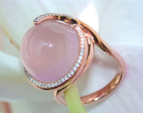 New hot pink crystal moonstone diamond-encrusted ring, European and American creative 14k rose gold ring New hot pink crystal moonstone diamond-encrusted ring, European and American creative 14k rose gold ring