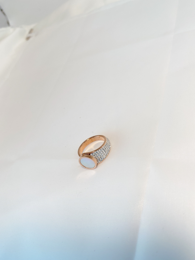 2020 Cool White Fritillaria Titanium Steel Rose Gold Ring Ins Students' Ring Cold Wind Series Fashionable Stylish Women