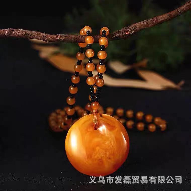 Factory Direct Supply Old Beeswax Pendant Personality Chinese Ethnic Style Girls&#039; Clothing All-Match High Imitation Beeswax Necklace