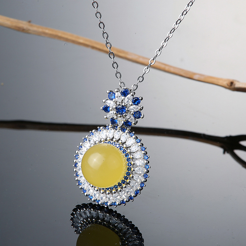 Tiktok Taobao Live Supply Sun Xingtong Body S925 Silver Natural Russian round Beads Beeswax Necklace Factory Goods