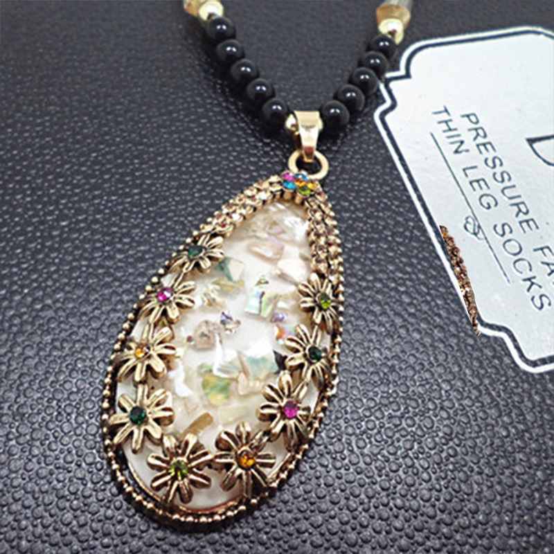 European and American National Style Original Imitation Beeswax Color Shell Long Sweater Chain Autumn Winter Retro Water Drop Necklace Necklace Wholesale