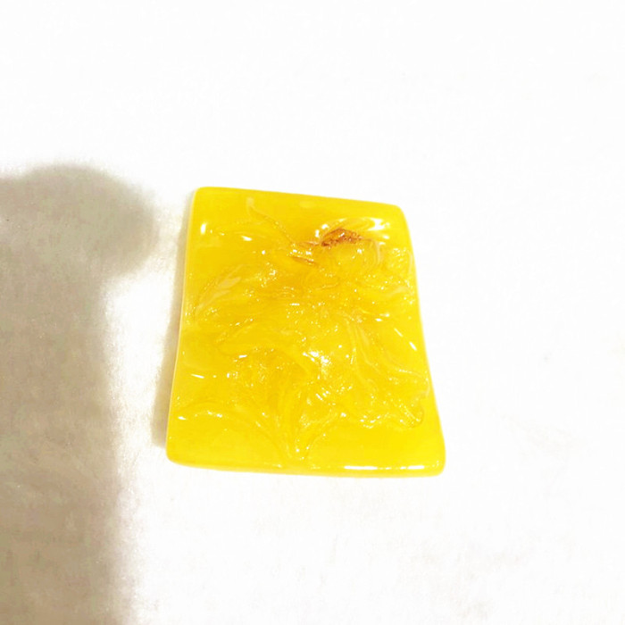 The explosion of a sweater sweater chain necklace amber Beeswax Amber Succinum The explosion of a sweater sweater chain necklace amber Beeswax Amber Succinum