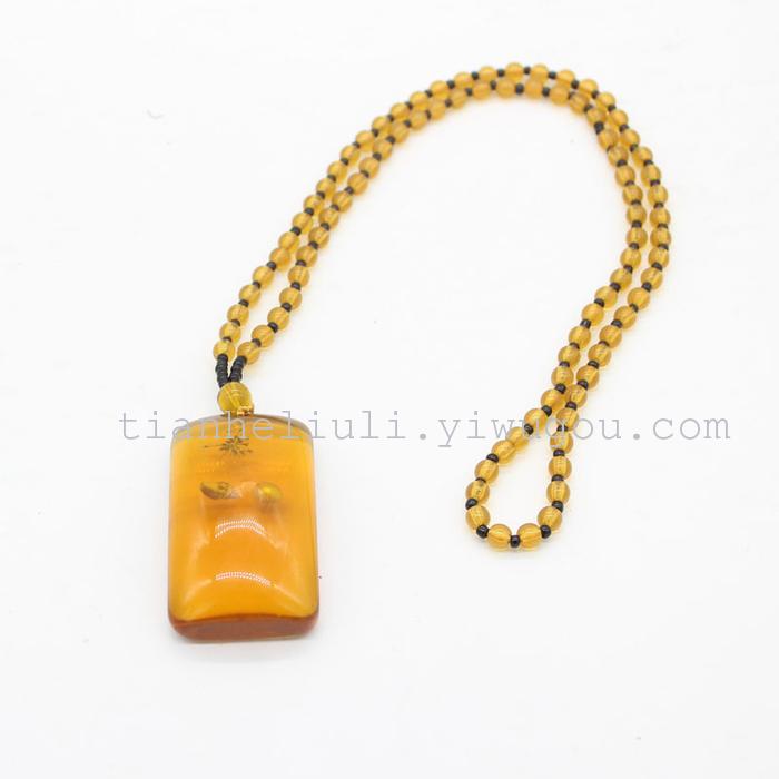 Personalized women's accessories Pendant is the Retro Beeswax folk art style long Necklace, female versatile Spring and summer sweater chain Personalized women's accessories Pendant is the Retro Beeswax folk art style long Necklace, female versatile Spring and summer sweater chain