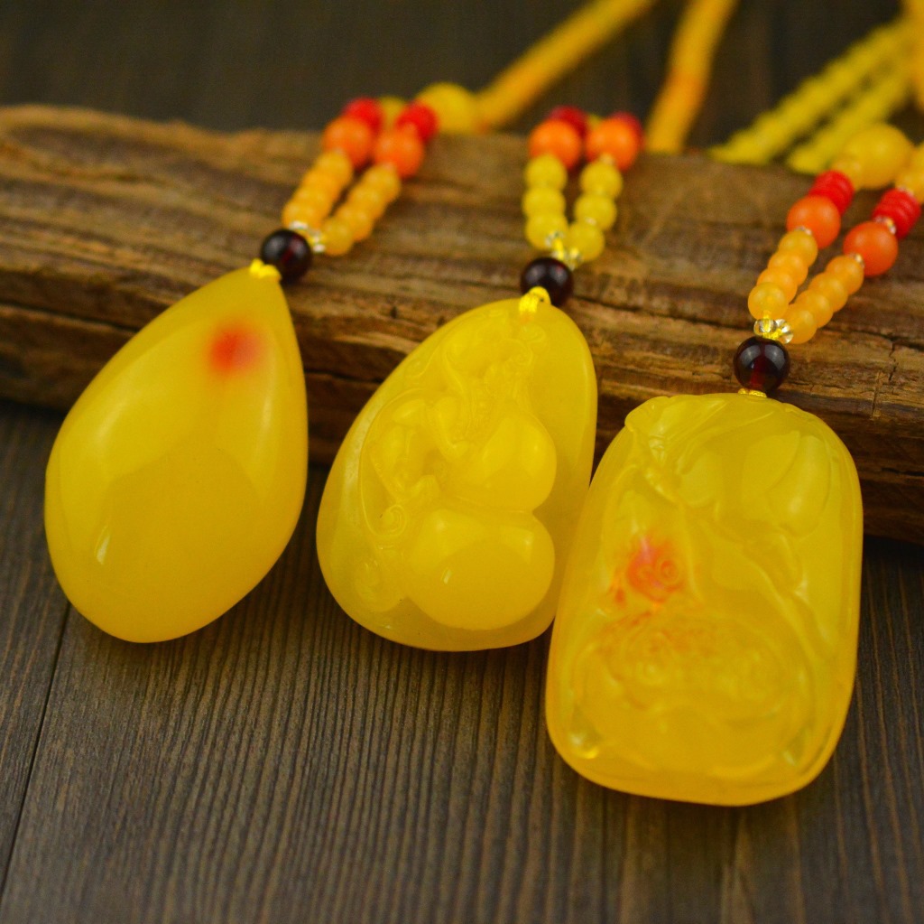 Hot Selling Second-Generation Ceromel Long Sweater Chain Fluorescent Floating Beeswax Necklace, Beeswax Pendant Wholesale