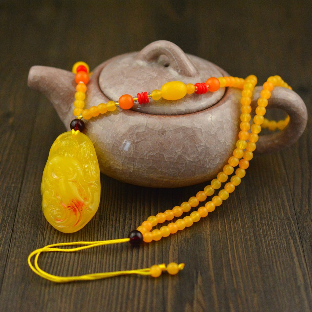 Hot Selling Second-Generation Ceromel Long Sweater Chain Fluorescent Floating Beeswax Necklace, Beeswax Pendant Wholesale Hot Selling Second-Generation Ceromel Long Sweater Chain Fluorescent Floating Beeswax Necklace, Beeswax Pendant Wholesale