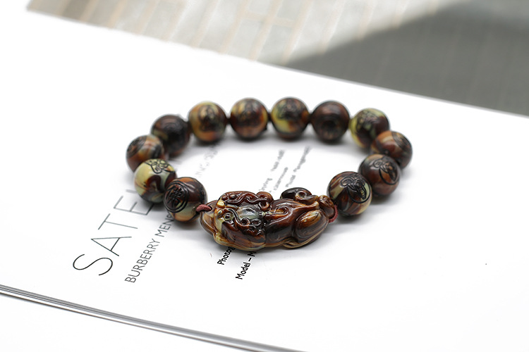 Resin beeswax PI xiu bracelet creative accessories wholesale 2 yuan store yiwu street hot sell runghu