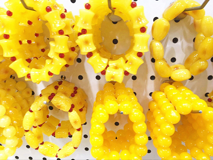 Chicken oil yellow amber Beeswax Hand String Bracelet for men and women with the form of money