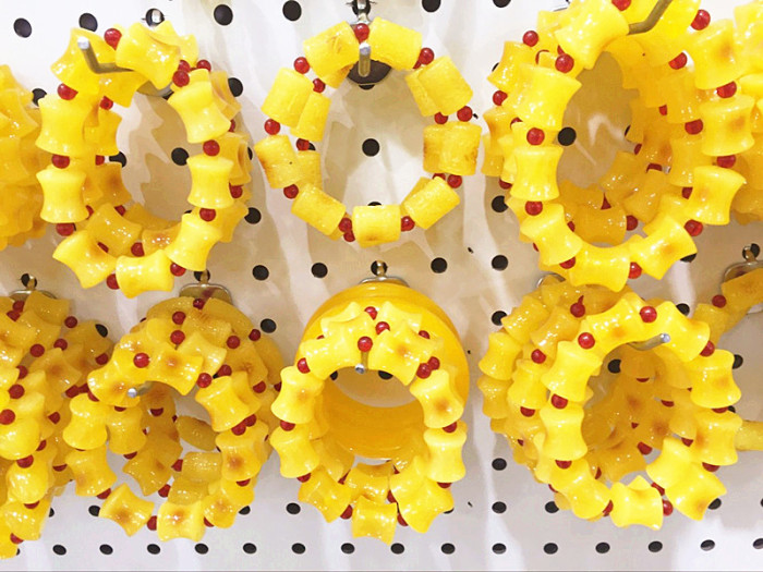 Chicken oil yellow amber Beeswax Hand String Bracelet for men and women with the form of money