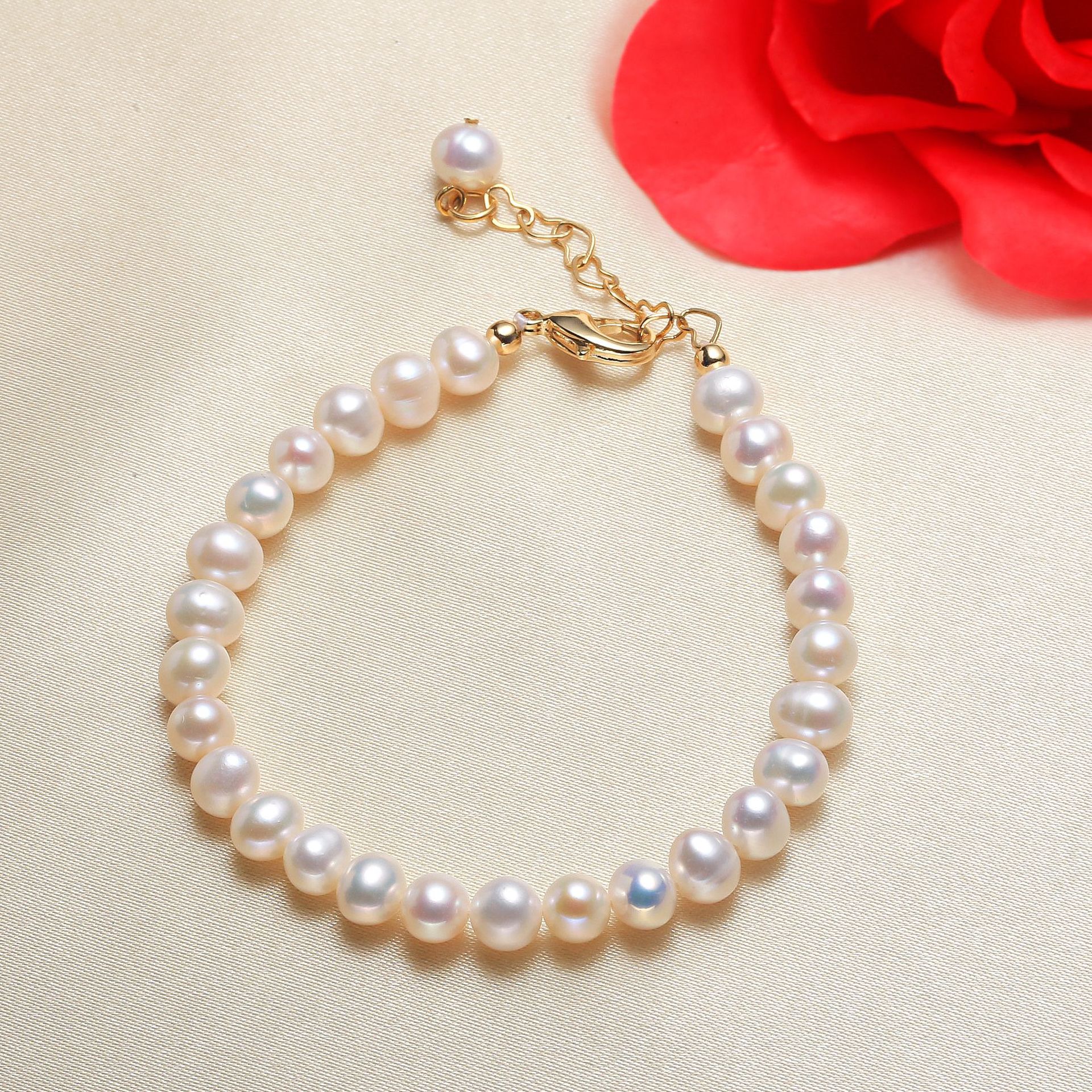 Factory Direct Supply Fresh Water White Pearl Bracelet Simple and Elegant Jewelry Bracelet Making Crafts