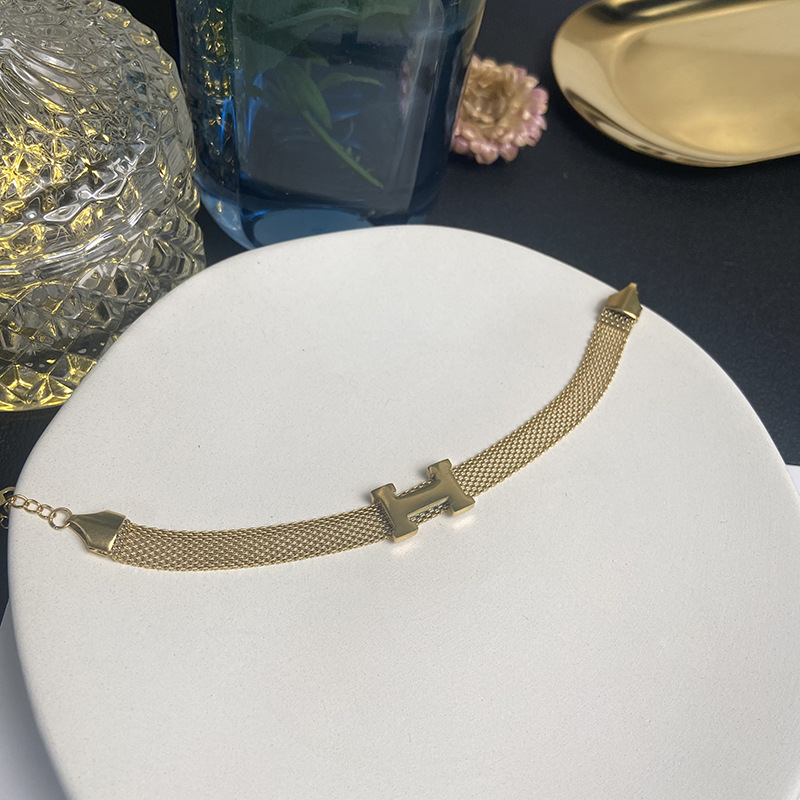 Titanium Steel Bracelet for Women 2022 New Hand Jewelry Natural Pearl Double-Layer Bracelet Ins Style Trendy Fashion Bracelet Titanium Steel Bracelet for Women 2022 New Hand Jewelry Natural Pearl Double-Layer Bracelet Ins Style Trendy Fashion Bracelet