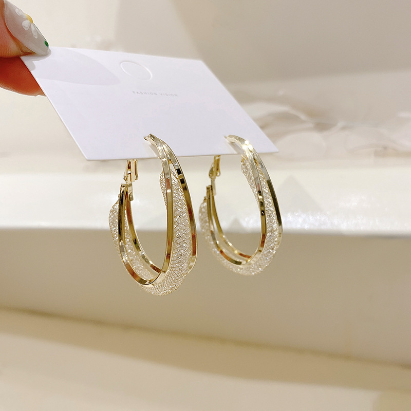 Korean Dongdaemun New Niche Design Stud Earrings for Women Elegant Pearl Earrings Ins Internet Celebrity Personalized Ear Jewelry