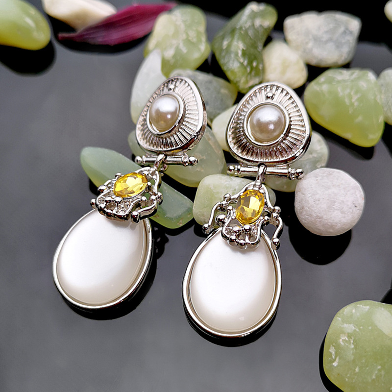 Rongyu wish European and American fashion exaggerated moonlight stone pearl earrings ebay cross - border new jewelry manufacturers direct sales Rongyu wish European and American fashion exaggerated moonlight stone pearl earrings ebay cross - border new jewelry manufacturers direct sales