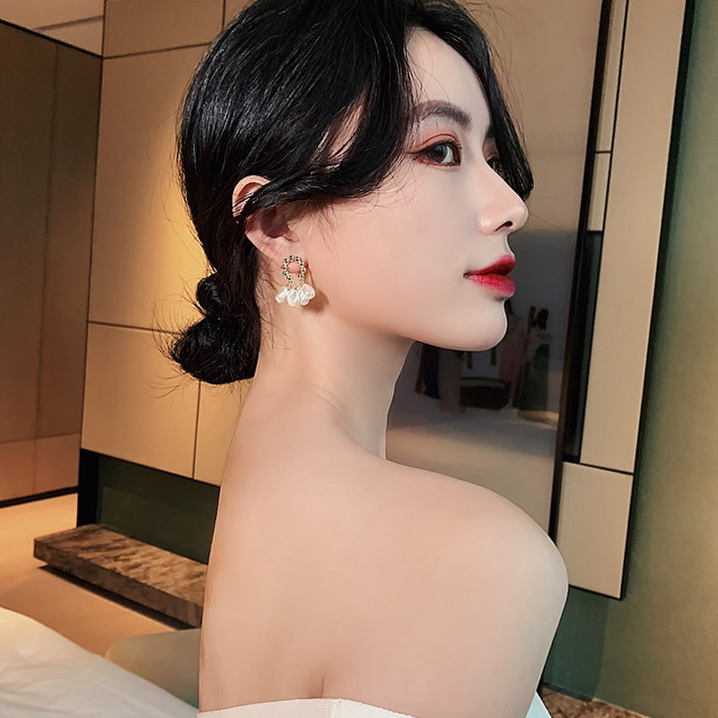 New Earrings Silver Needle Trendy Women&#039;s Elegant High Sense Niche Baroque Pearl Earrings Korean Ear Jewelry Ear Studs