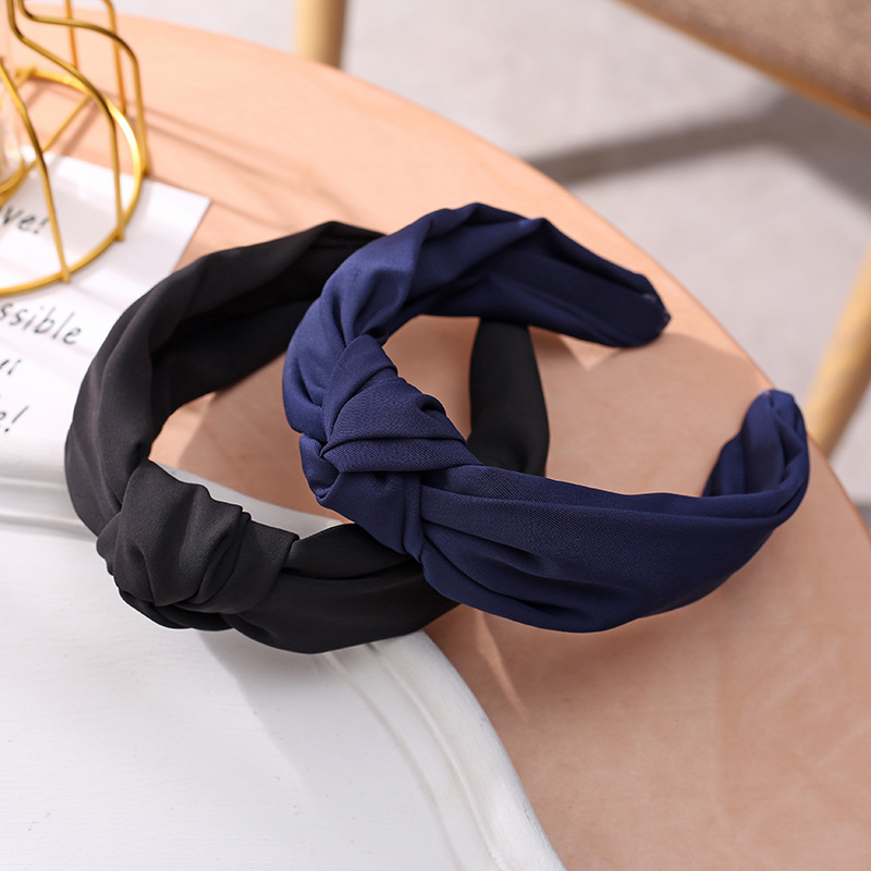 Korean New Solid Color Fabric Craft Hair Accessories Korean Simple Face Wash Makeup Cross-Knotted Wide Brim Hair Band Headband Ladies Korean New Solid Color Fabric Craft Hair Accessories Korean Simple Face Wash Makeup Cross-Knotted Wide Brim Hair Band Headband Ladies