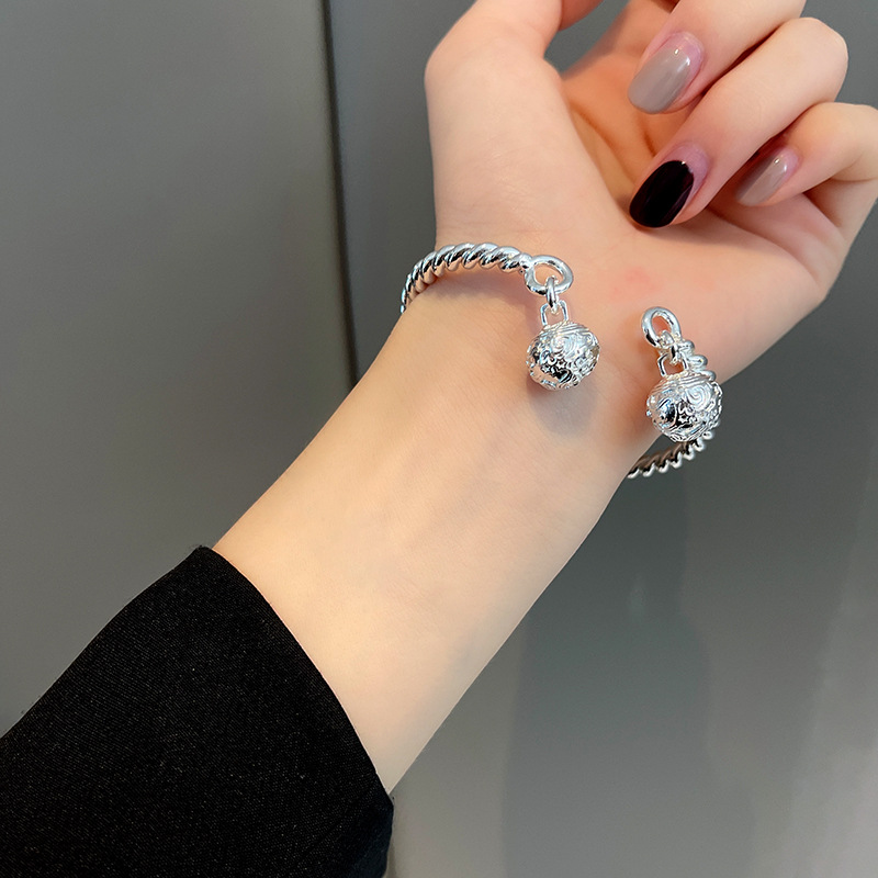 Hand Accessory Bracelet Bracelet One-Step Double Bell Twisted Wire Simple Hand Jewelry