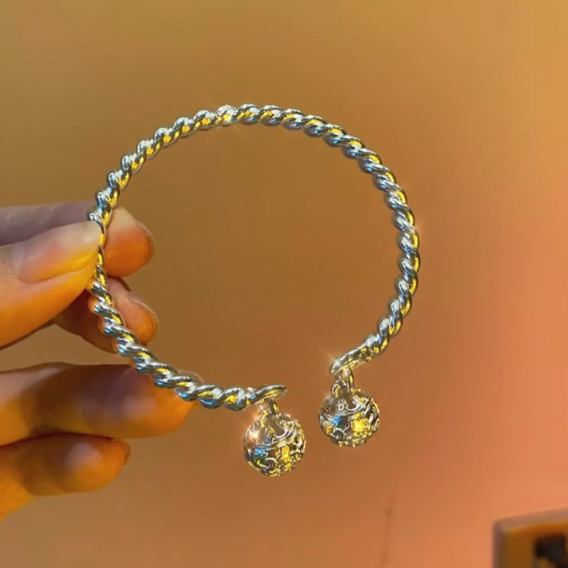 Hand Accessory Bracelet Bracelet One-Step Double Bell Twisted Wire Simple Hand Jewelry