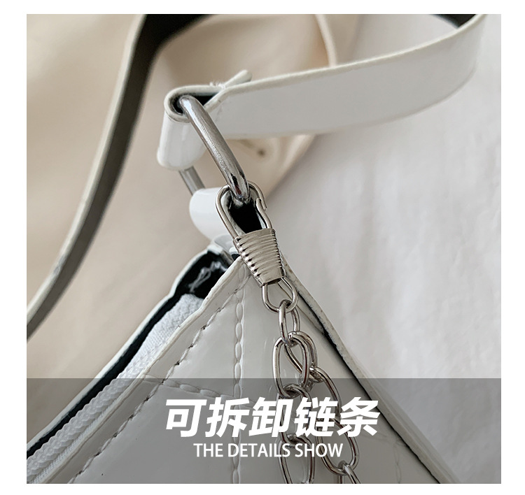 Thick Chain Small Handbags Women's 2021 New Baguette Underarm Phone Bag Fashion Portable Shoulder Messenger Bag Thick Chain Small Handbags Women's 2021 New Baguette Underarm Phone Bag Fashion Portable Shoulder Messenger Bag
