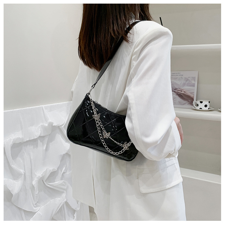 Thick Chain Small Handbags Women's 2021 New Baguette Underarm Phone Bag Fashion Portable Shoulder Messenger Bag Thick Chain Small Handbags Women's 2021 New Baguette Underarm Phone Bag Fashion Portable Shoulder Messenger Bag