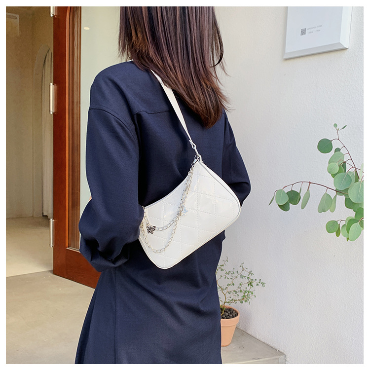 Thick Chain Small Handbags Women's 2021 New Baguette Underarm Phone Bag Fashion Portable Shoulder Messenger Bag Thick Chain Small Handbags Women's 2021 New Baguette Underarm Phone Bag Fashion Portable Shoulder Messenger Bag
