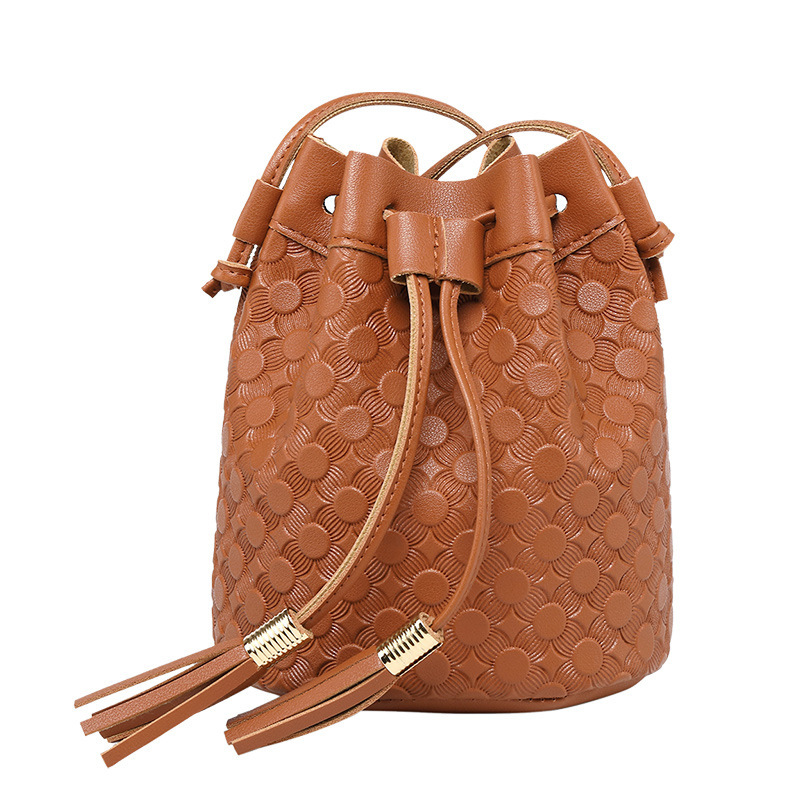 2021 New Fashion Trendy Bag Female Drawstring Tassel Bucket Bag Crossbody All-Match Bag Handbags Women