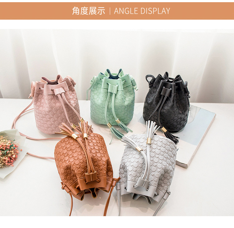 2021 New Fashion Trendy Bag Female Drawstring Tassel Bucket Bag Crossbody All-Match Bag Handbags Women