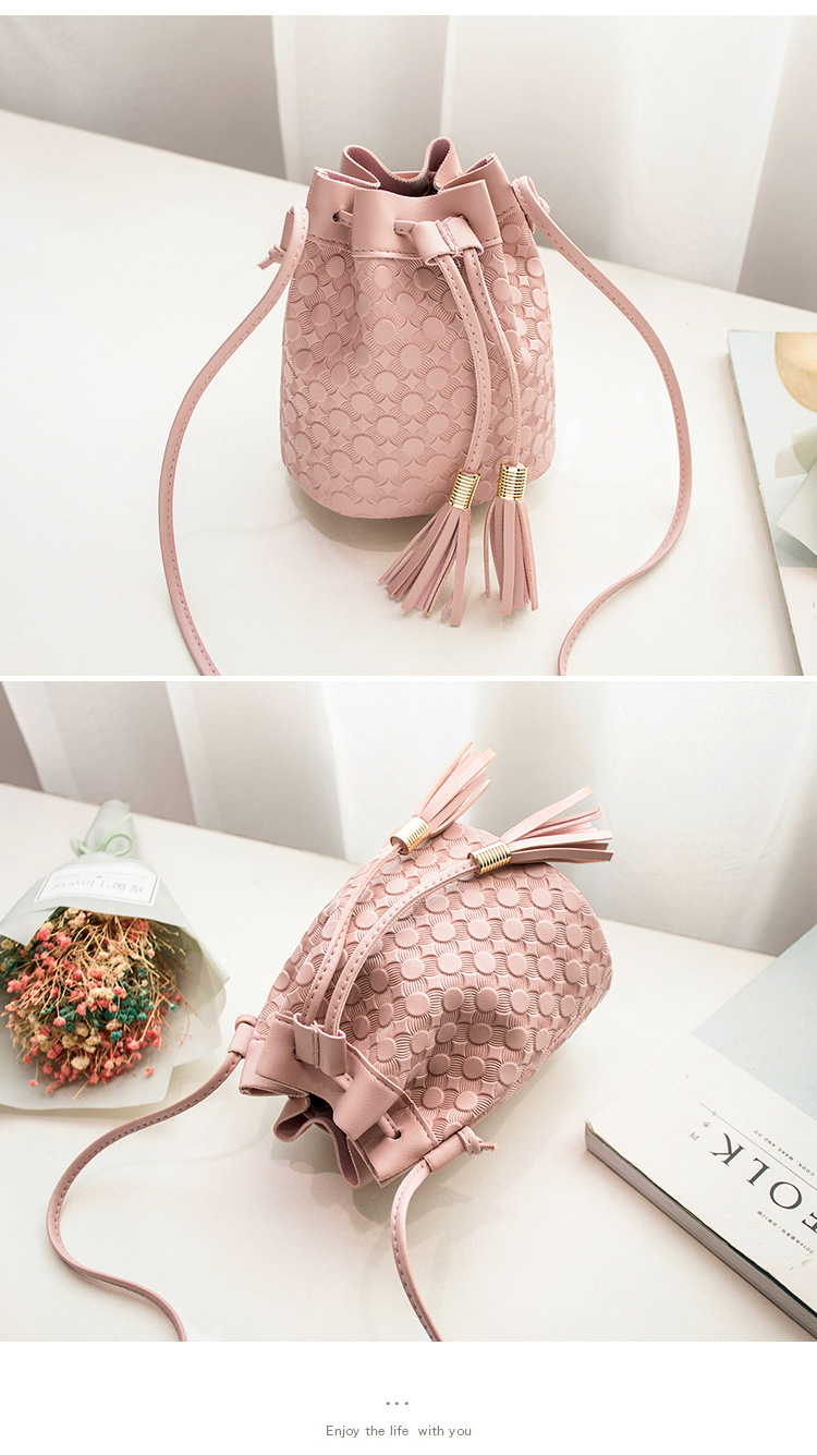 2021 New Fashion Trendy Bag Female Drawstring Tassel Bucket Bag Crossbody All-Match Bag Handbags Women