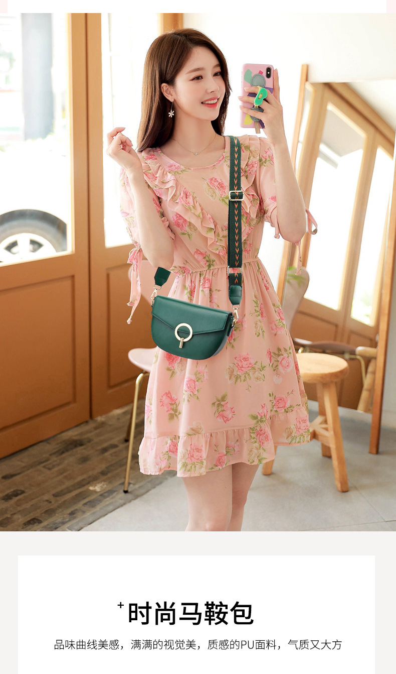 Factory quality handbags cross-slung western-style broadband fashion versatile female bag 2020 new summer fashion web celebrity saddle bag