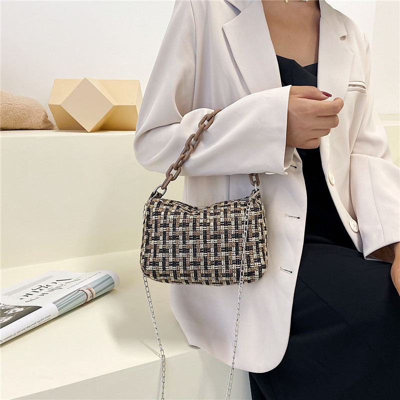 Fresh Chain Small Handbags 2021 New Fashion Summer This Year Popular Western Style Shoulder Crossbody Small Square Bag
