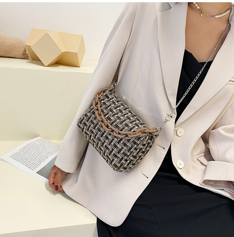 Fresh Chain Small Handbags 2021 New Fashion Summer This Year Popular Western Style Shoulder Crossbody Small Square Bag Fresh Chain Small Handbags 2021 New Fashion Summer This Year Popular Western Style Shoulder Crossbody Small Square Bag