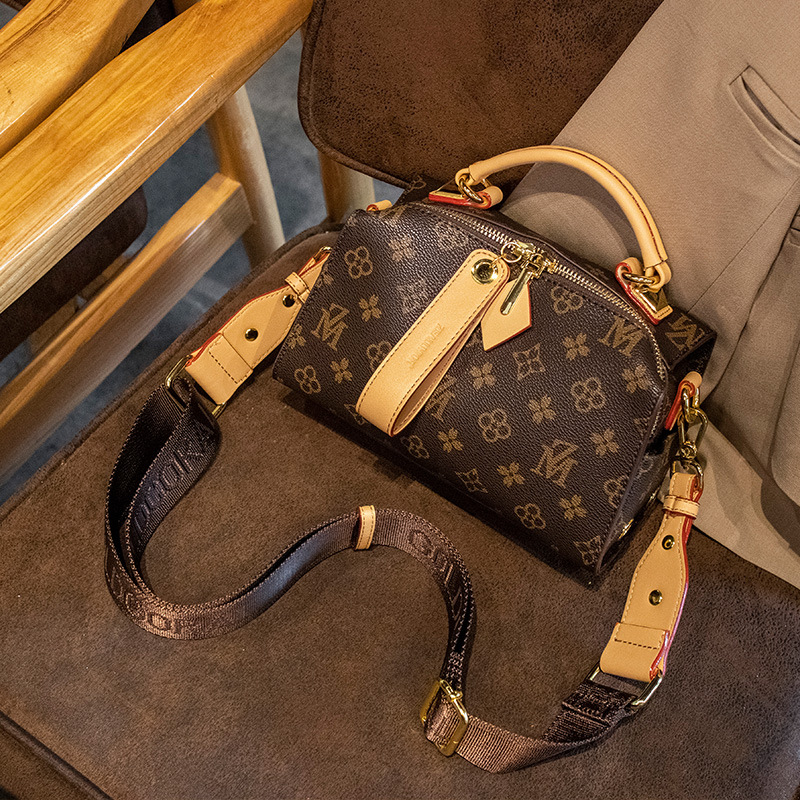 Handbags for Women 2021 New Autumn Versatile Casual Boston Bag Ins Online Influencer Fashion Shoulder Messenger Bag