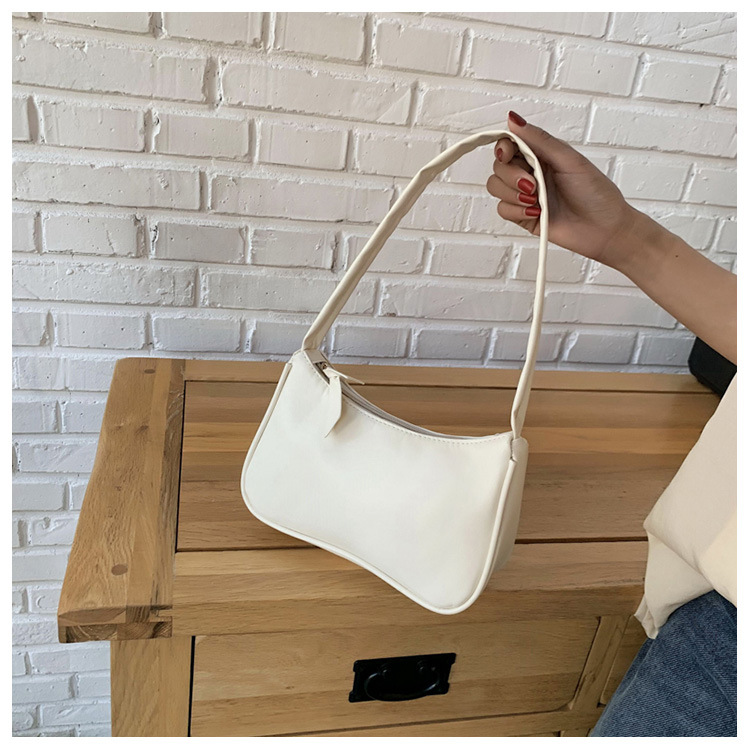 Sheng shi Handbags 2020 New Korean Version of the Western Style Shoulder Bag Simple Wild Red Underarm Package Fashion