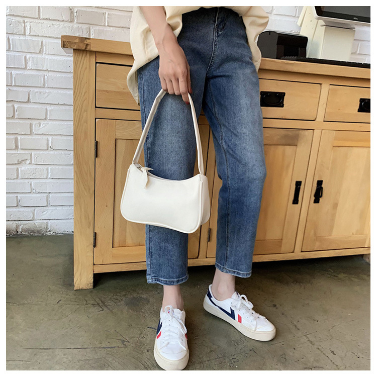 Sheng shi Handbags 2020 New Korean Version of the Western Style Shoulder Bag Simple Wild Red Underarm Package Fashion