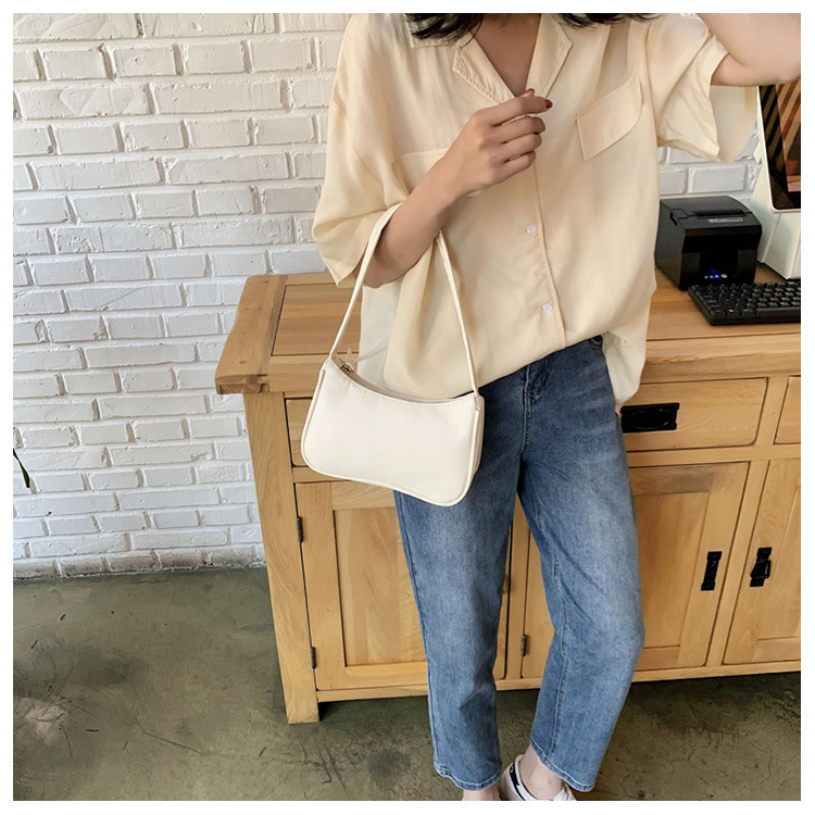 Sheng shi Handbags 2020 New Korean Version of the Western Style Shoulder Bag Simple Wild Red Underarm Package Fashion