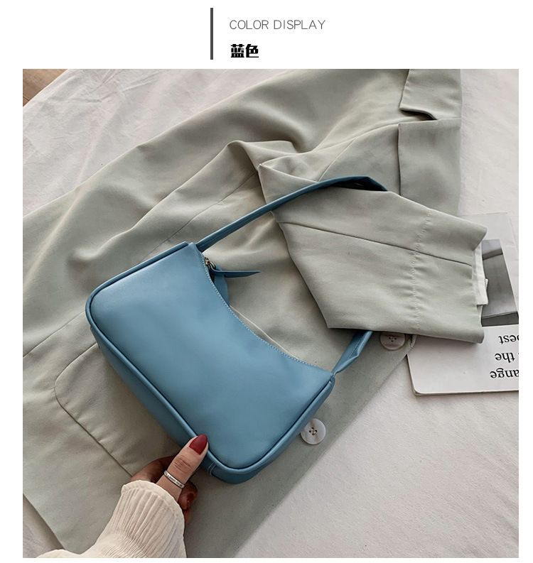 Sheng shi Handbags 2020 New Korean Version of the Western Style Shoulder Bag Simple Wild Red Underarm Package Fashion