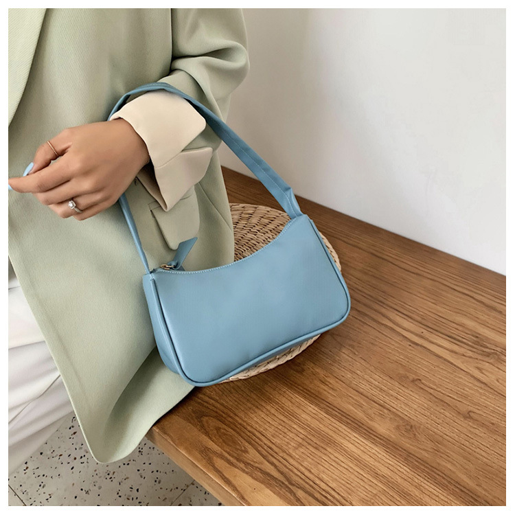 Sheng shi Handbags 2020 New Korean Version of the Western Style Shoulder Bag Simple Wild Red Underarm Package Fashion