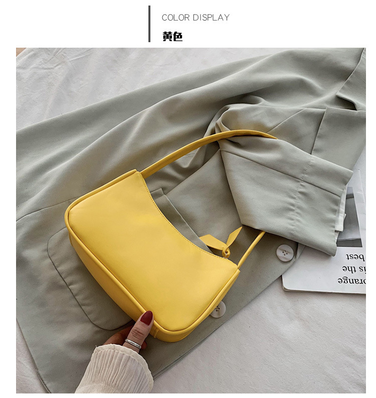 Sheng shi Handbags 2020 New Korean Version of the Western Style Shoulder Bag Simple Wild Red Underarm Package Fashion