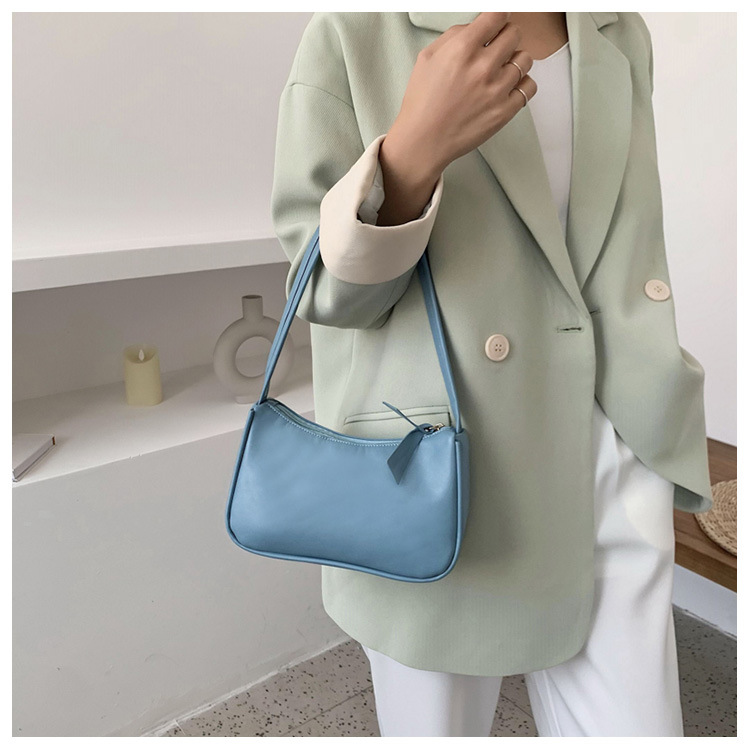 Sheng shi Handbags 2020 New Korean Version of the Western Style Shoulder Bag Simple Wild Red Underarm Package Fashion