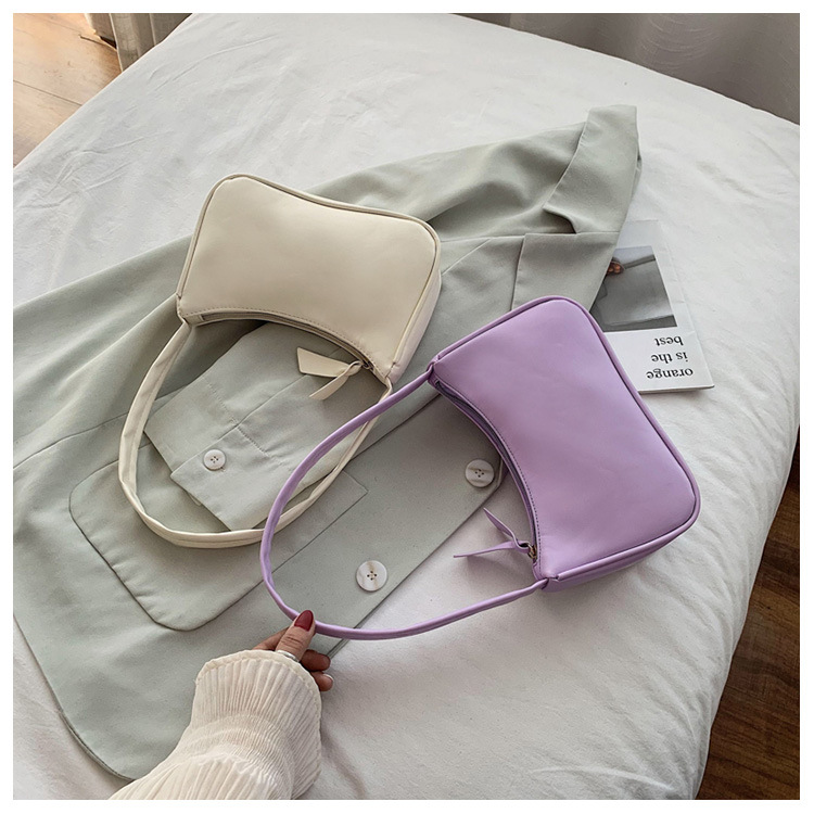 Sheng shi Handbags 2020 New Korean Version of the Western Style Shoulder Bag Simple Wild Red Underarm Package Fashion