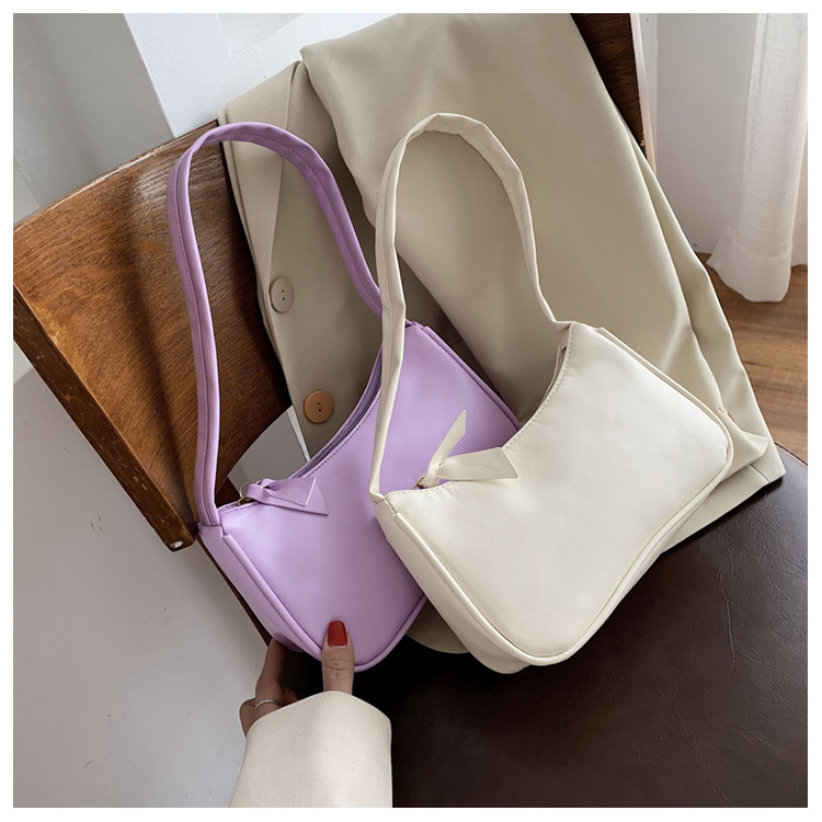 Sheng shi Handbags 2020 New Korean Version of the Western Style Shoulder Bag Simple Wild Red Underarm Package Fashion