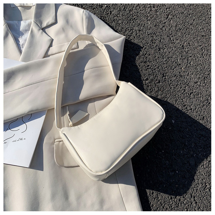 Sheng shi Handbags 2020 New Korean Version of the Western Style Shoulder Bag Simple Wild Red Underarm Package Fashion