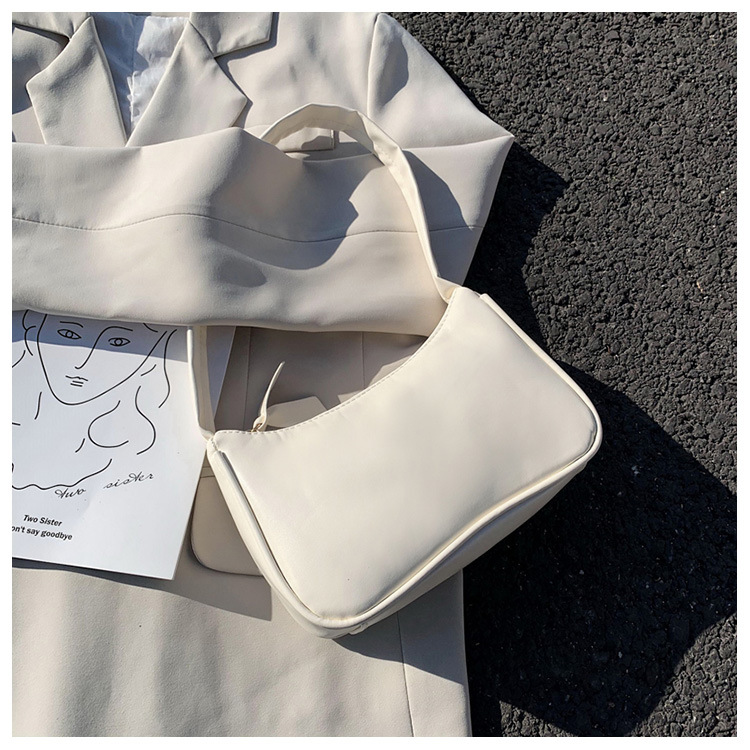 Sheng shi Handbags 2020 New Korean Version of the Western Style Shoulder Bag Simple Wild Red Underarm Package Fashion Sheng shi Handbags 2020 New Korean Version of the Western Style Shoulder Bag Simple Wild Red Underarm Package Fashion