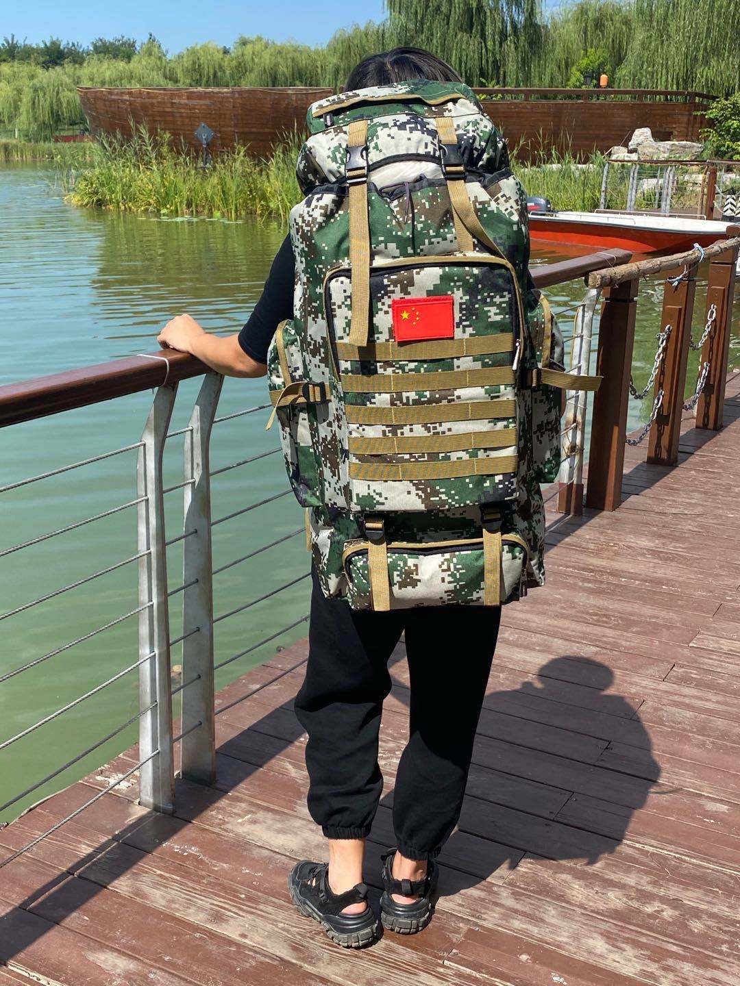 Men&#039;s 70 Liters Travel Large Capacity Backpack Camping Luggage Backpack Travel Military Camouflage Outdoor Mountaineering Bag