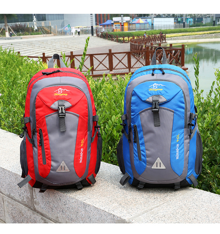 Outdoor 2020 Mountaineering Bag Fashion Sports Travel Bag Sports Bag Multi-Functional Nylon Cloth Backpack Computer Backpack