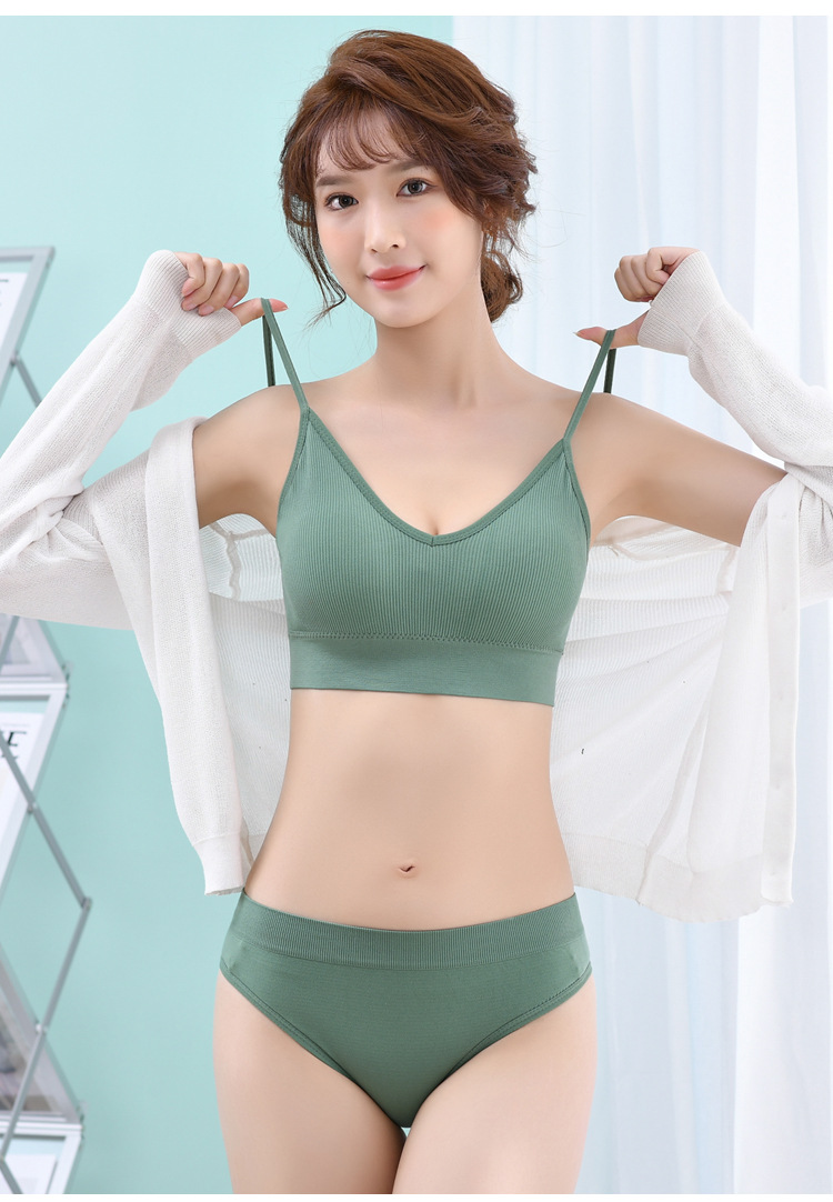 Cross-Border Underwear Wireless Sexy Push-up Bra Triangle Cup Wrapped Chest Beautiful Vest Comfortable Underwear Bra Set for Women