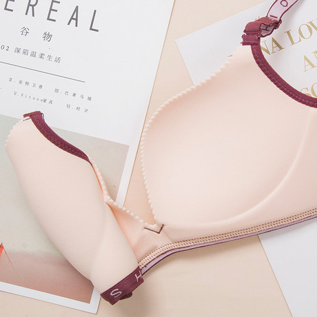 LAN E Seamless Skin Age English letters shoulder strap Abraded Seamless bra Comfortable Gather underwear Women
